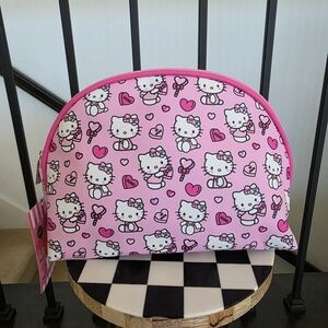 NWT Hello Kitty Valentine's Cosmetic Bag